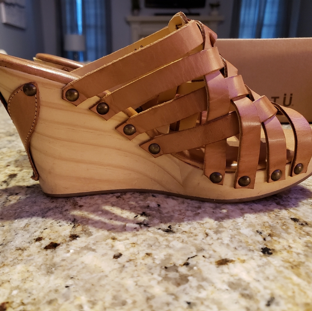 Bed Stu Tan Wedges